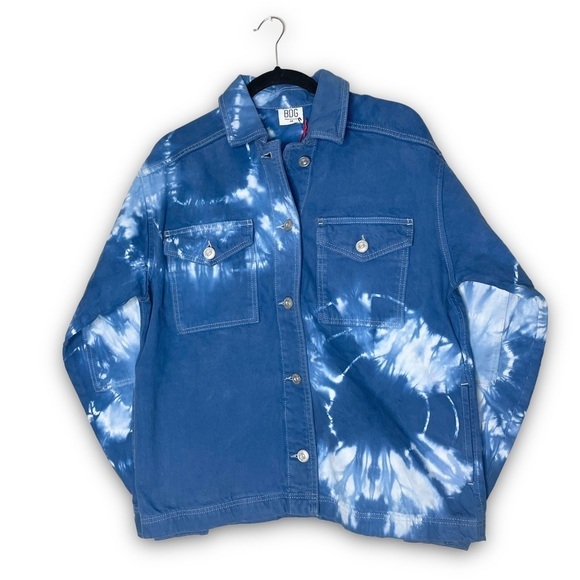 NWOT BDG Urban Outfitters Oversized Blue Denim Tie-Dye Jean Jacket Women’s XS - Picture 3 of 9